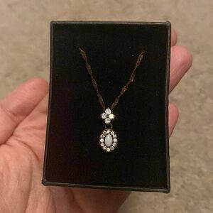 Gorgeous fashion necklace